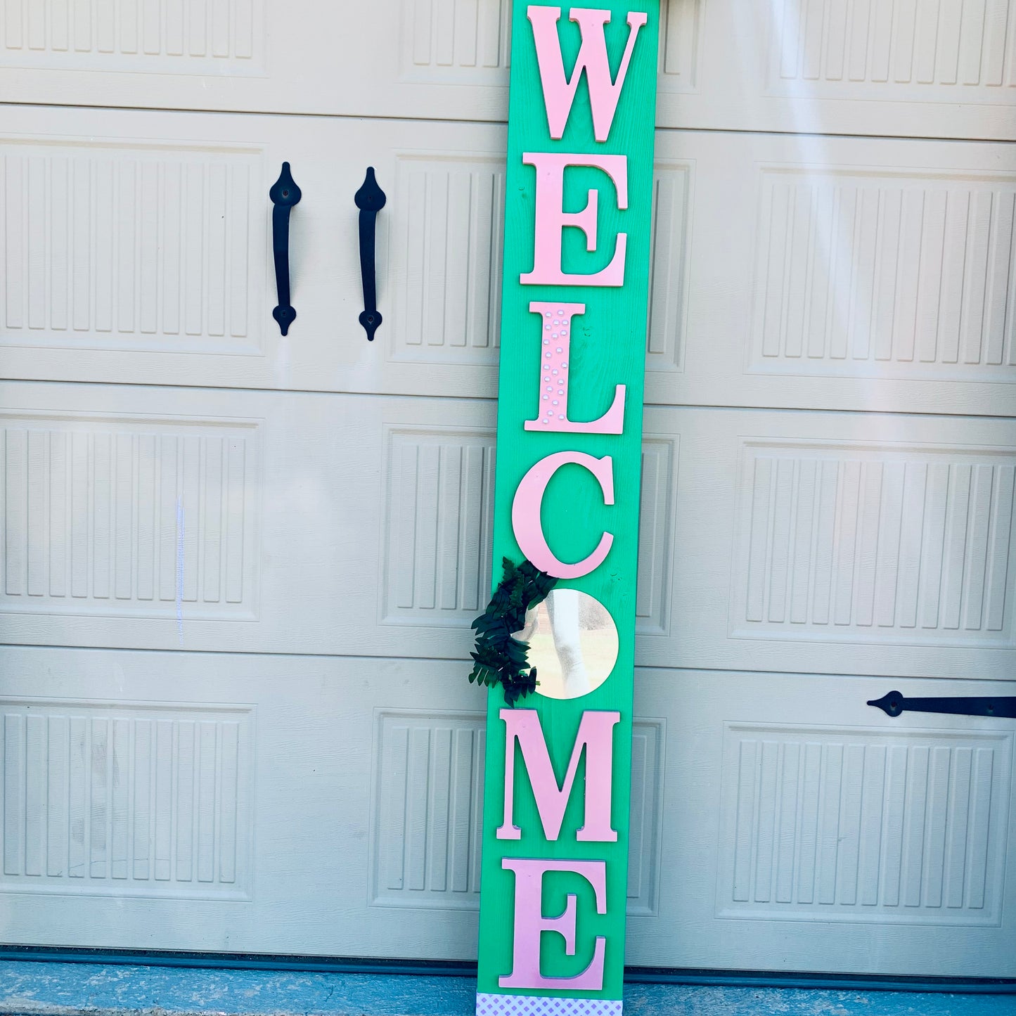 Pink Mirrors Welcome Sign | Free Shipping
